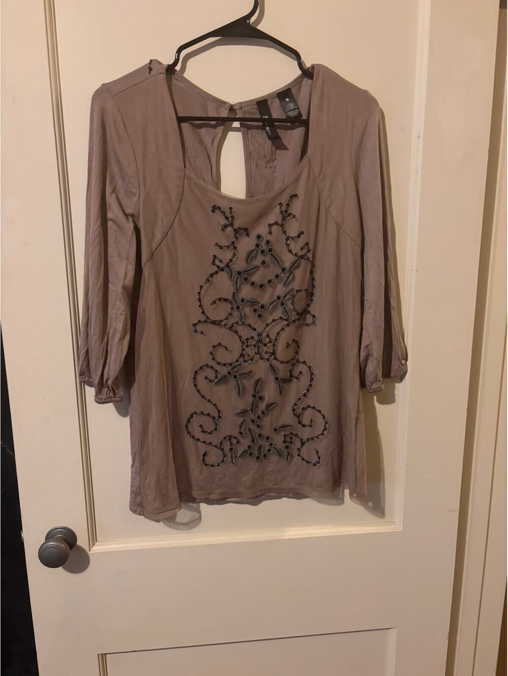 Taupe embellished 3/4 sleeve blouse Medium BKE